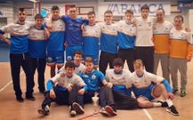 Jugadores y cuerpo t�cnico boirense, tras lograr el pase al nacional.
