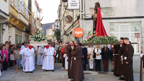 Procesi�n de Domingo de Resurrecci�n en Noia