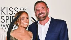 Jennifer Lopez y Ben Affleck, juntos en el estreno de «El beso de la mujer araña»