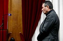 Carlos Mart�nez Gil ten�a deudas y quiso cobrar el seguro del local, seg�n la sentencia.