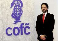 H�ctor Castro, hijo y hermano de farmac�uticos, formaba parte de la anterior directiva.