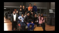 Os Pinchacarneiros rompen barreras para fomentar la inclusi�n mediante las artes. Hace unos d�as asistieron a un ensayo a puertas abiertas del Aula de Teatro de la USC de Lugo y charlaron con los actores y actrices. El grupo participa en el Festival de Teatro Universitario
