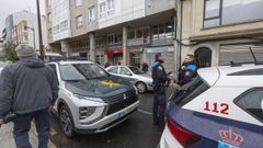 Amplio despliegue de medios este viernes en la c�ntrica V�zquez de Parga de Carballo.