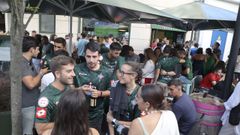 Canido se ti�� de verde para la fiesta del Racing.
