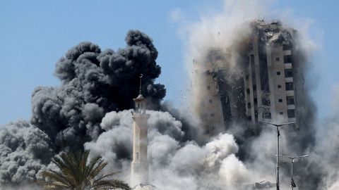 El edificio bombardeado en Gaza por el Ejrcito israel.