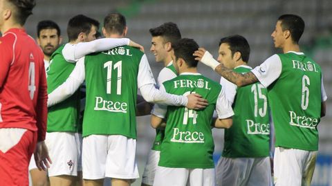 El Racing de Ferrol es uno de los mejores equipos de Segunda B como local