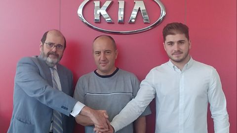 �ngel Paniceres vuelve al Campeonato de Espa�a de Rallyes con Kia