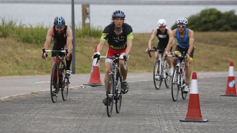 Prueba de H�rcules XTRM en la playa de San Amaro y Adormideras