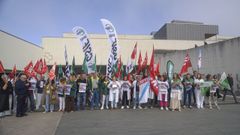 Concentración en las puertas del HULA que tuvo lugar en septiembre para mostrar el rechazo contra el Estatuto Marco.