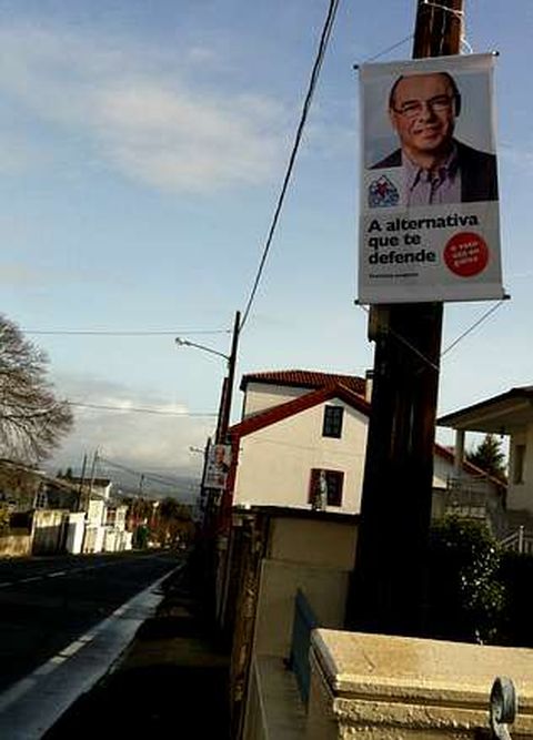 Cartel en la parroquia de Osedo