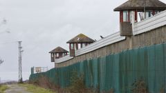 La prisi�n de Monterroso cuenta con varios muros y vallas de contenci�n para evitar fugas