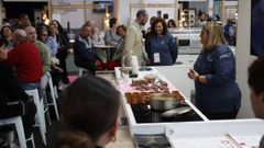 Luc�a Calvo, de La Despensa D'Lujo, durante una demostraci�n culinaria ayer