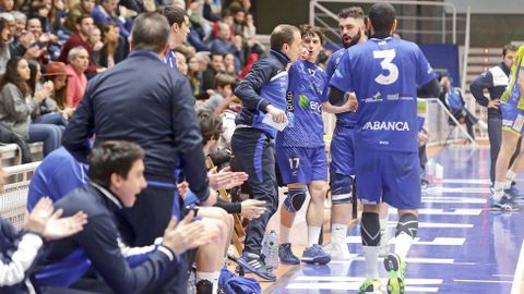 Balonmano SD Teucro versus Zamora