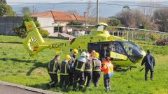 La mujer tuvo que ser trasladada en un helic�ptero sanitario