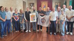 A delegaci�n do Centro Galicia de Bos Aires foi recibida na casa consistorial de Rianxo