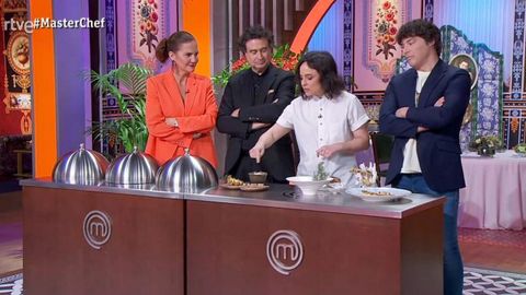 La chef ourensana, junto a Samantha, Pepe y Jordi en «Masterchef»