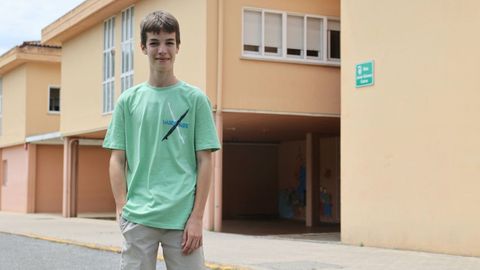 En la imagen, Iv�n Lafuente, retratado este viernes en el IES Saturnino Montojo