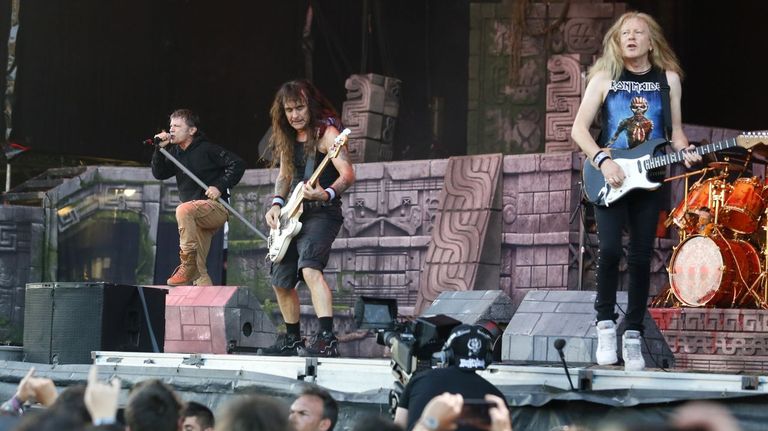 Concierto de los Iron Maiden en su actuaci&oacute;n anterior en Viveiro