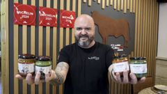Tot� Caama�o Anido presenta sus tres salsas para acompa�ar carnes, pescados y verduras a la brasa.