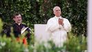 El encuentro en el Bernab�u y la ofrenda del papa Le�n XIV en la Almudena, en im�genes