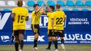 Riki celebra su tanto ante la Deportiva Ponferradina con Jimmy y Edu Cortina