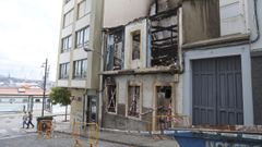 La casa de la calle Arce con el permetro de seguridad