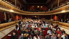 P�blico en un acto celebrado en el Teatro Pastor D�az de Viveiro