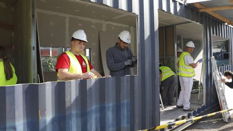 El IES A Farixa ha participado en proyectos de innovacin como la recreacin de una vivienda sostenible en un contenedor martimo