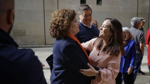 Inés Rey, reelegida secretaria general del PSOE de A Coruña, junto a María Rivas, la nueva vicesecretaria general.