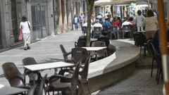 Bancos p�blicos en las terrazas de Lugo