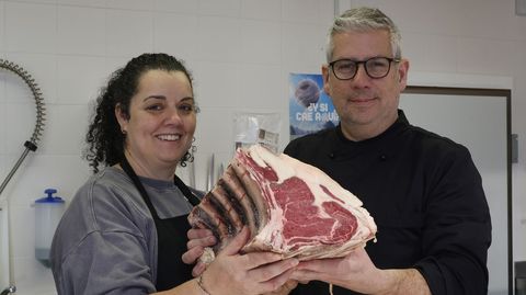 Juan Carlos Fernndez y Sela Paz son los propietarios de Crnicas Xurs.