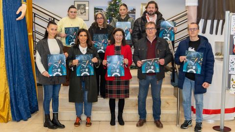 La alcaldesa de Betanzos y representantes de los establecimientos hosteleros, en la presentaci�n de la Semana do Pincho