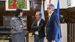 Anaa Bel�n Fern�ndez, Luis Menor y Jos� Manuel Diaz Barreiro, en el Pazo Provincial