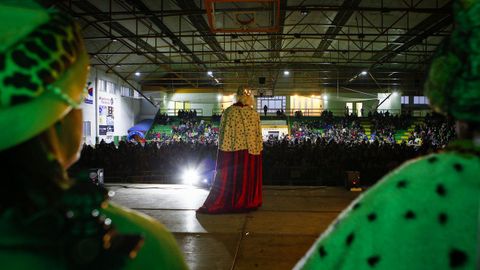 Cabalgatas de Reyes de Ourense.Verín también recibió la visita de sus majestades de Oriente antes de comenzar su reparto de regalos