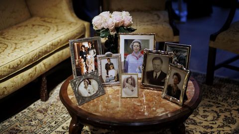 Atrezo de la serie �The Crown�
