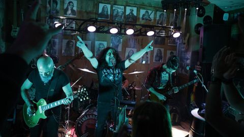 Pensado en ti, la banda tributo a Los Suaves, actu� este viernes en la sala Ceres.