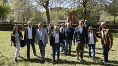 Acto de izado de banderas del �sendero azul� de O Carballi�o