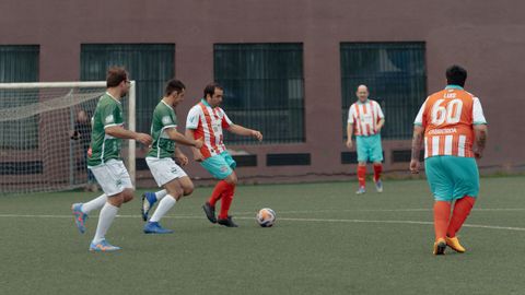 El campo de f�tbol de Os Remedios acogi� la primera cita del torneo de f�tbol inclusivo de Galicia