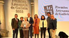 Dora Rodr�guez, compa�eira de Agapito Gonz�lez, recolleu o premio nunha cerimonia na que participaron o presidente da Xunta, o alcalde de Sober e o oleiro El�as Gonz�lez 