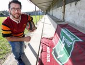P�rez N��ez juega en el Santiago y lleg� a ser convocado por la selecci�n gallega. 