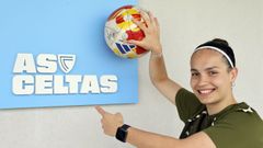 La futbolista Nara Fern�ndez, natural de Salvaterra, lleva en As Celtas desde que comenz� el equipo.
