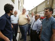 El alcalde se reuni� ayer con la asociaci�n vecinal El Pilar. 