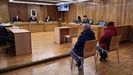 Los padres del beb que sufri daos cerebrales y ceguera, en el banquillo de la Audiencia Provincial de Lugo, acusados de un delito de lesiones y otro de maltrato habitual.