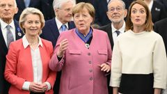 Angela Merkel, entre Ursula von der Leyen y Roberta Metsola, el pasado 19 de mayo en la Euroc�mara