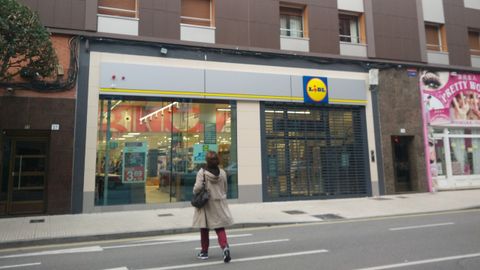 Lidl en la calle de P�rez de Ayala, en Gij�n.Nueva tienda de Lidl en El Llano