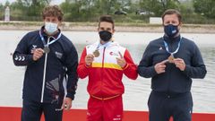 Mosquera (en el centro de la imagen), acompa�ado del brit�nico Jack Eyers y del franc�s Eddie Potdevin