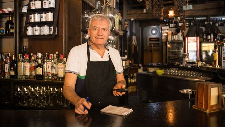 Juan Vila, due�o de A Batea de Juan y M�s Batea