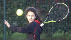 Julia P�rez Campo, pese a ser benjam�n, destaca entre las alevines gallegas