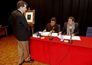 Moreira se propone articular parte de su oposici�n a Lores en base a los fallos judiciales.