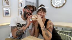 Rubén Pita y Carolina Álvarez tuvieron un año y medio Ruca Bocatas en A Coruña. El restaurante, especializado en opciones veganas, cerró hace unos meses